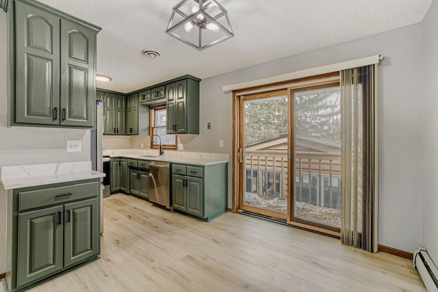 21455 Harrow Avenue N, Forest Lake, MN 55025