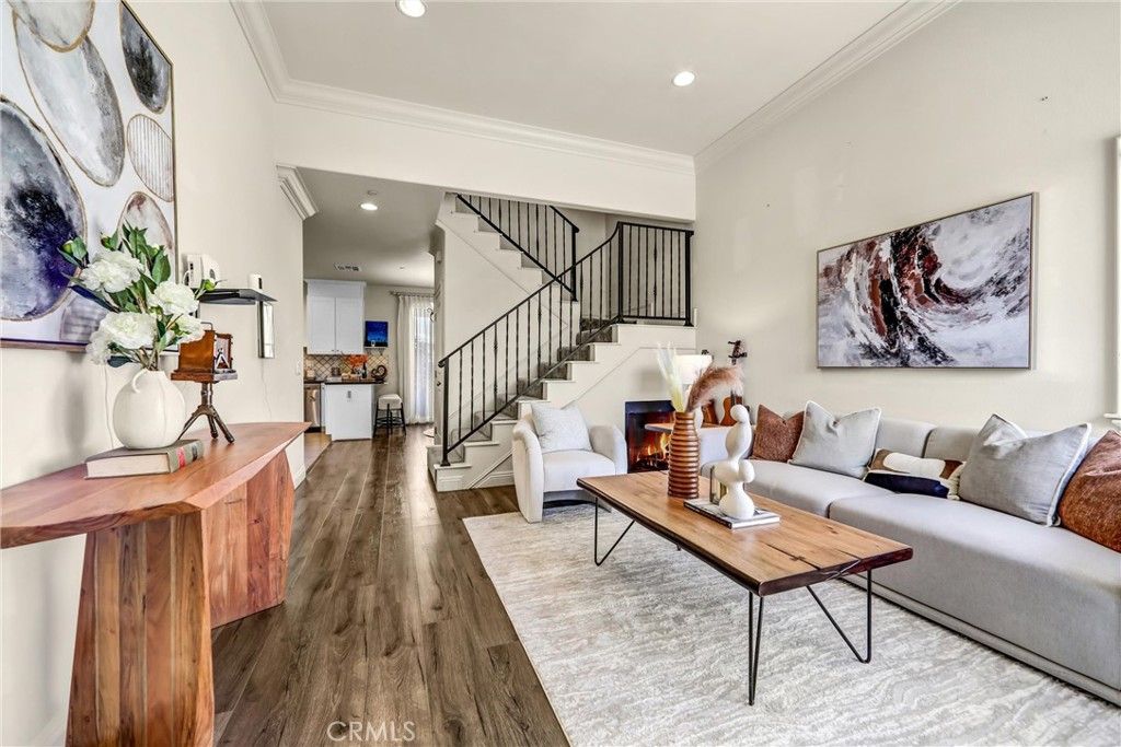 Image 5 of property listing at 5533 Santa Anita Ave, Temple City, CA 91780