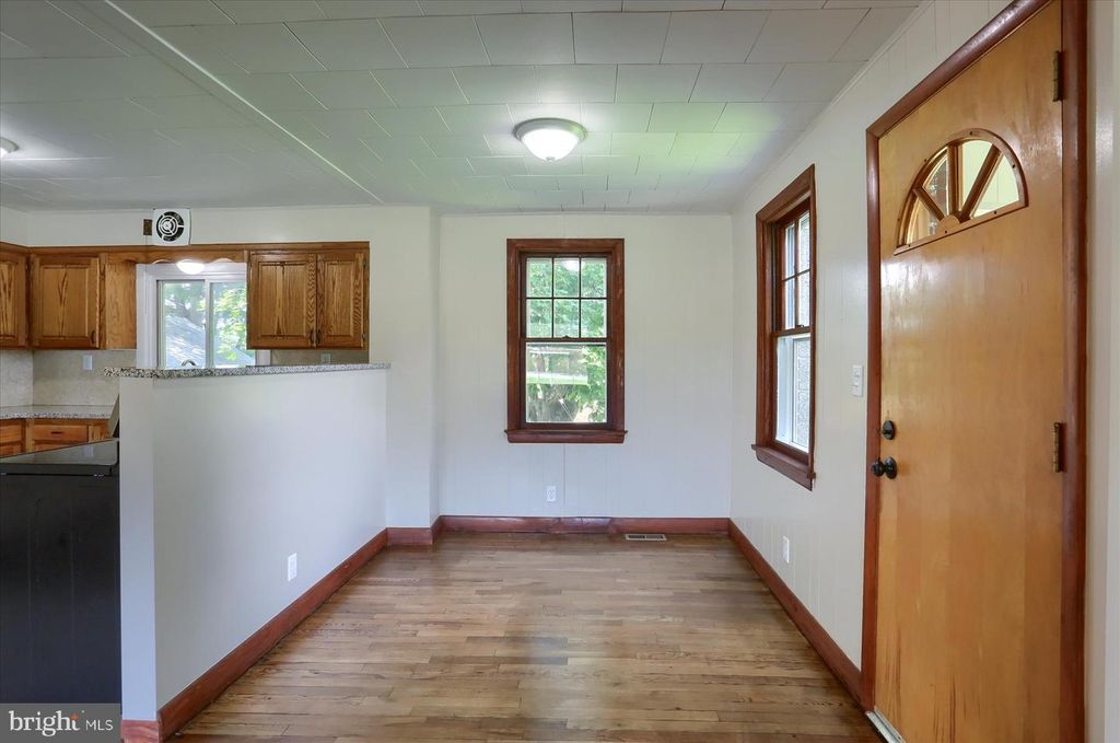 359 SCHOOLHOUSE RD, Middletown, PA 17057