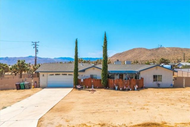 58583 Buena Vista Drive, Yucca Valley, CA 92284