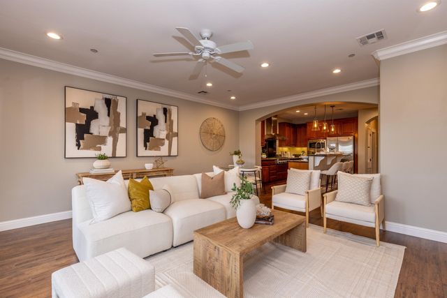 318 S Livermore Ave 104, Livermore, CA 94550