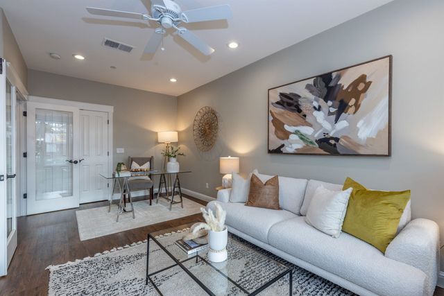 318 S Livermore Ave 104, Livermore, CA 94550