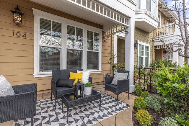 318 S Livermore Ave 104, Livermore, CA 94550