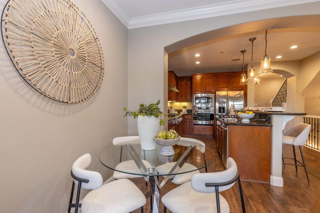 318 S Livermore Ave 104, Livermore, CA 94550