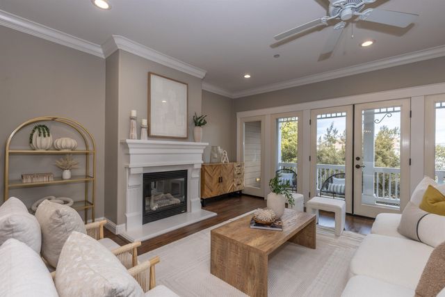 318 S Livermore Ave 104, Livermore, CA 94550