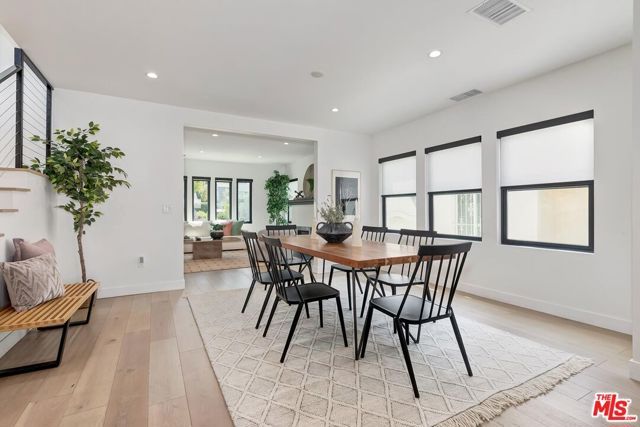 1015 S Tremaine Avenue, Los Angeles, CA 90019