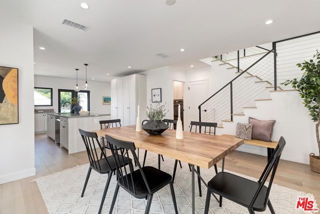1015 S Tremaine Avenue, Los Angeles, CA 90019