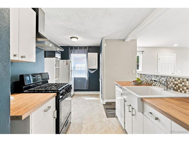 1315 Ames St, Lakewood, CO 80214