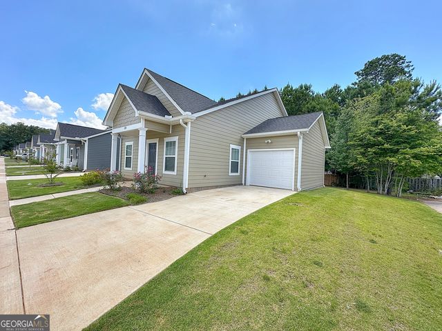 113 Lenox Circle, Lagrange, GA 30241