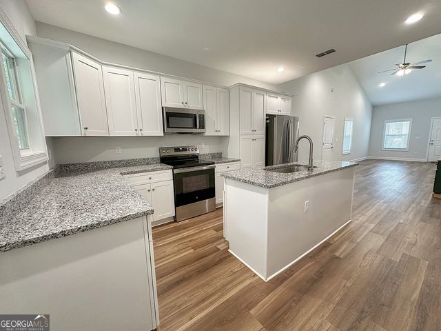 113 Lenox Circle, Lagrange, GA 30241