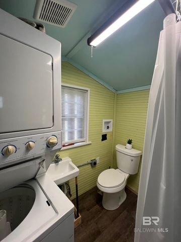 654 Escambia Drive, Lillian, AL 36549