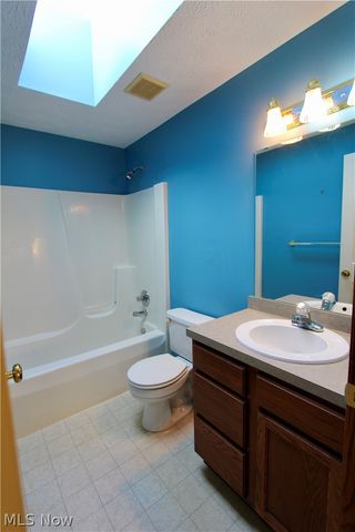 1021 Sugarhouse Lane, Medina, OH 44256