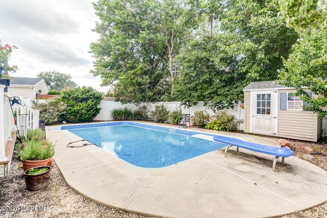 105 Fairway Drive, Brick, NJ 08724