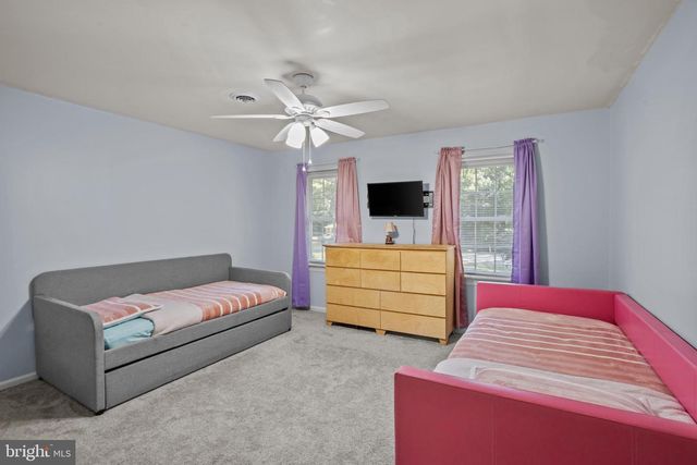 290 MONROE ST, Montross, VA 22520