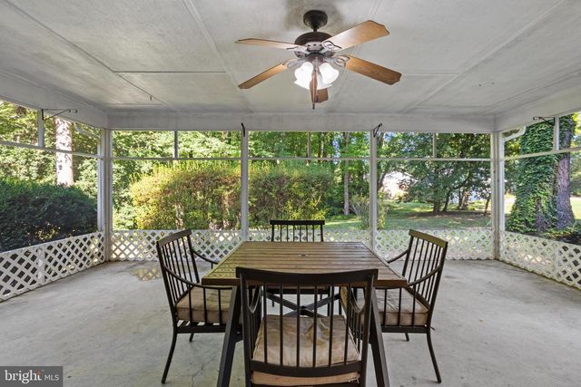 290 MONROE ST, Montross, VA 22520