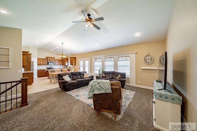 315 N Pointe Drive, Idaho Falls, ID 83401