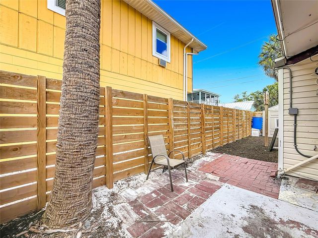 3120 DUPONT STREET S, Gulfport, FL 33707