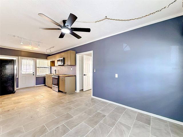 3120 DUPONT STREET S, Gulfport, FL 33707
