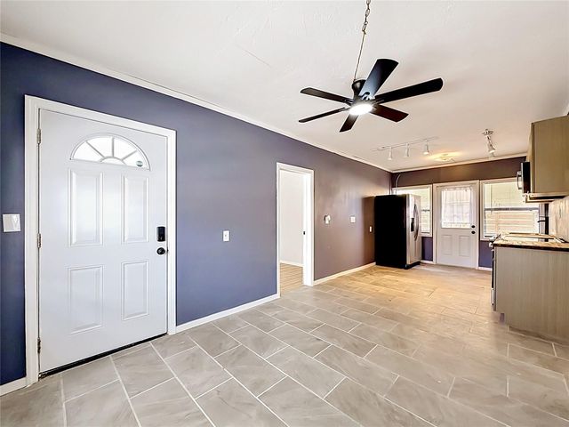 3120 DUPONT STREET S, Gulfport, FL 33707
