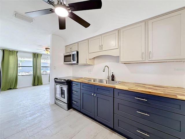 3120 DUPONT STREET S, Gulfport, FL 33707