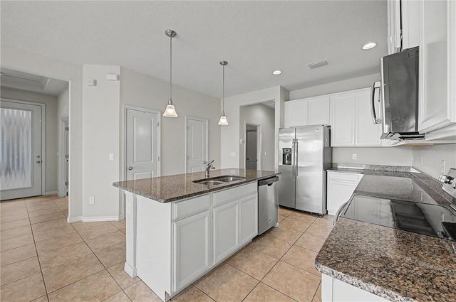 10331 HERON HIDEAWAY LOOP, Land O Lakes, FL 34638