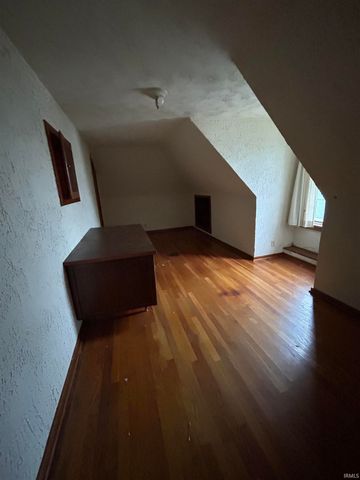 405 SW 3rd Street, Loogootee, IN 47553