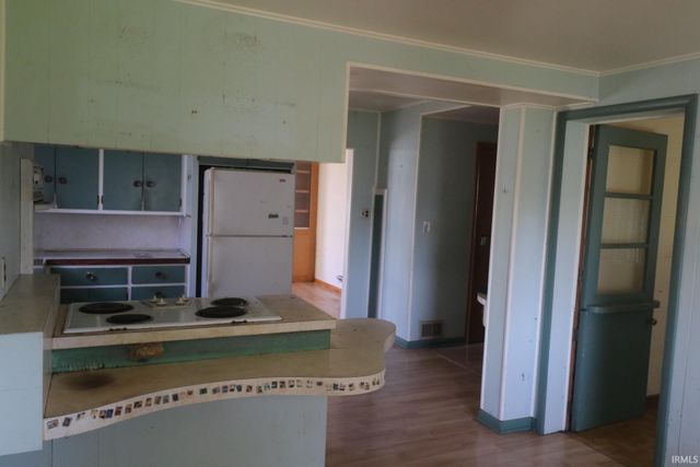 405 SW 3rd Street, Loogootee, IN 47553