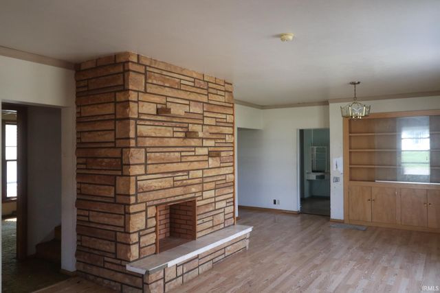 405 SW 3rd Street, Loogootee, IN 47553
