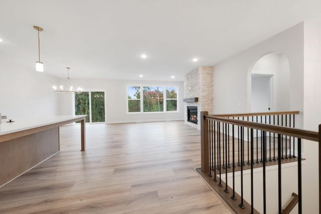 4825 128th Circle NE, Blaine, MN 55449