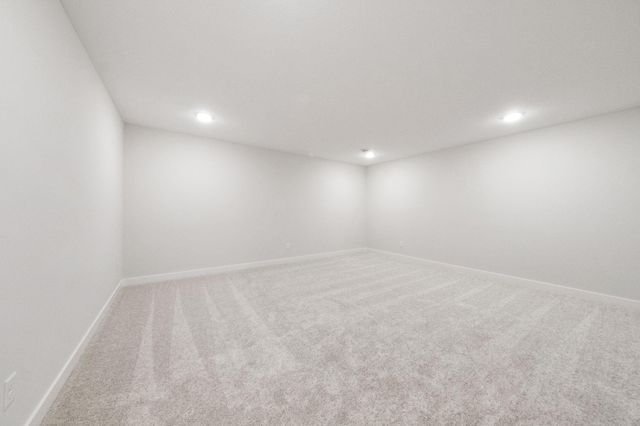 4825 128th Circle NE, Blaine, MN 55449