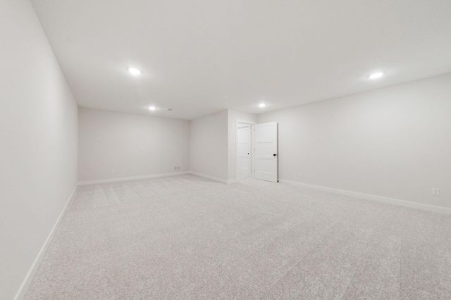 4825 128th Circle NE, Blaine, MN 55449