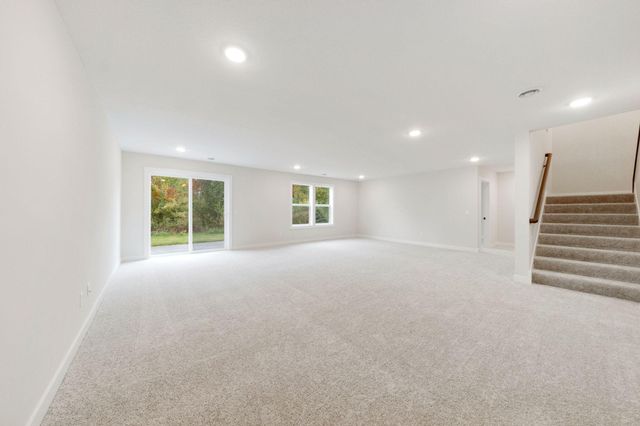 4825 128th Circle NE, Blaine, MN 55449