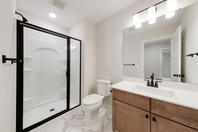 4825 128th Circle NE, Blaine, MN 55449