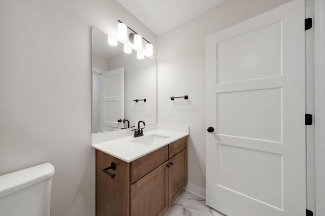 4825 128th Circle NE, Blaine, MN 55449