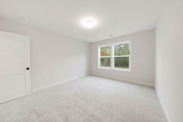 4825 128th Circle NE, Blaine, MN 55449