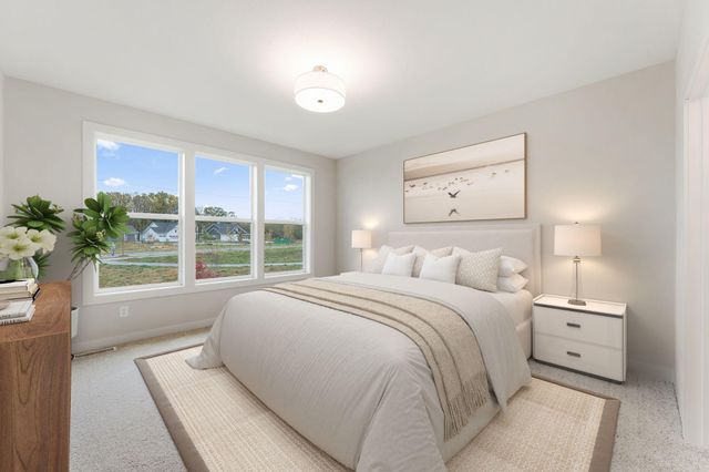 4825 128th Circle NE, Blaine, MN 55449