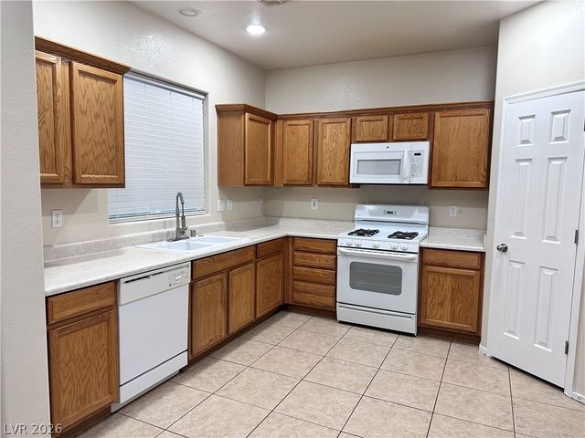 2820 Dowitcher Avenue, North Las Vegas, NV 89084