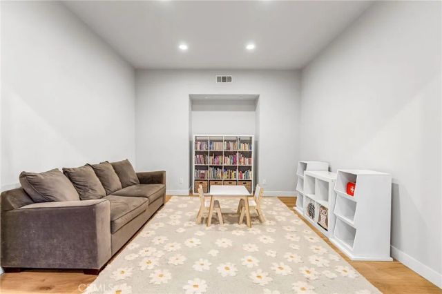2269 Shady Oaks, Glendora, CA 91741