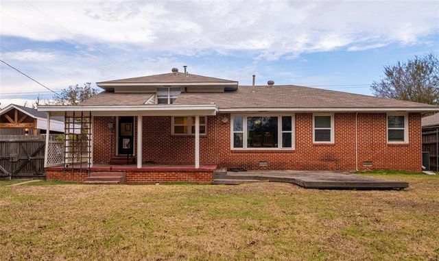 1728 NW 63rd Street, Nichols Hills, OK 73116