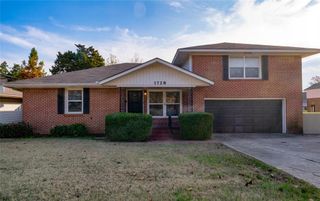 1728 NW 63rd Street, Nichols Hills, OK 73116