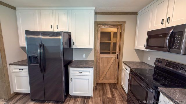 4200 W 730 Road, Hulbert, OK 74441