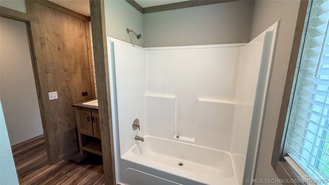 4200 W 730 Road, Hulbert, OK 74441