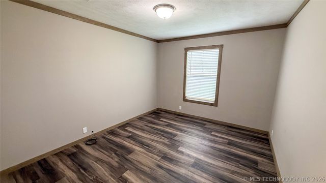 4200 W 730 Road, Hulbert, OK 74441