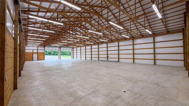 4200 W 730 Road, Hulbert, OK 74441