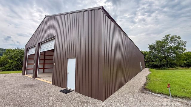 4200 W 730 Road, Hulbert, OK 74441