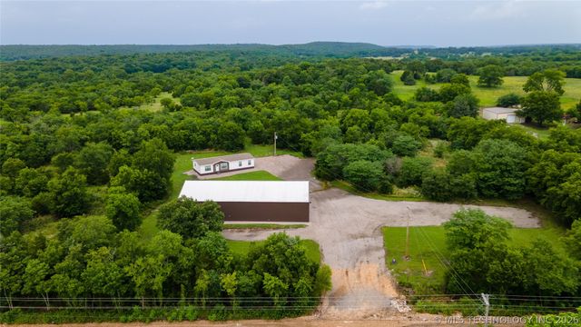 4200 W 730 Road, Hulbert, OK 74441