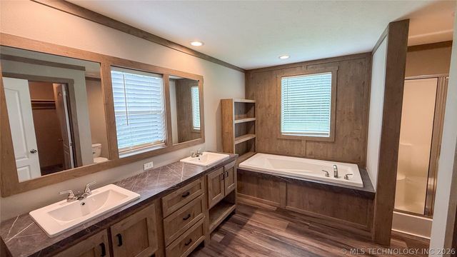 4200 W 730 Road, Hulbert, OK 74441