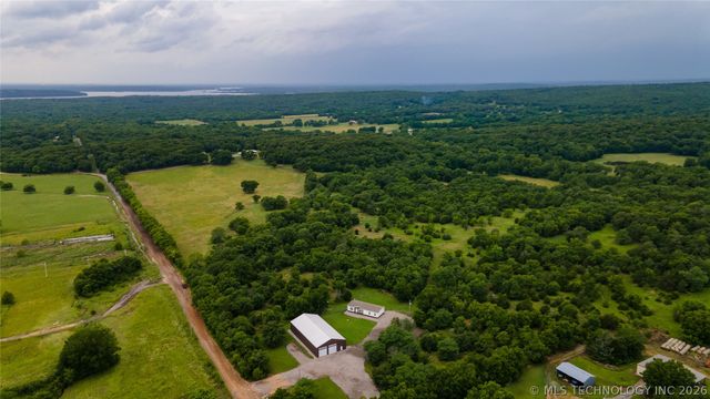 4200 W 730 Road, Hulbert, OK 74441