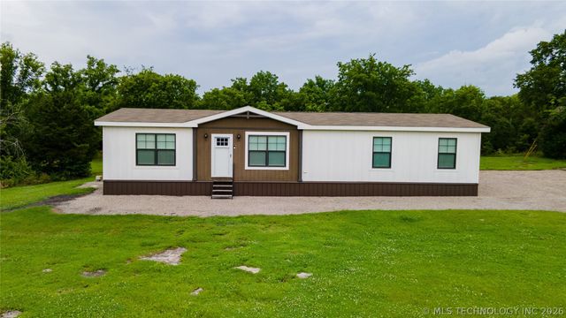 4200 W 730 Road, Hulbert, OK 74441