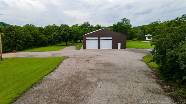 4200 W 730 Road, Hulbert, OK 74441